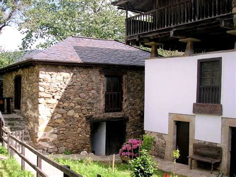 Vaqueiro Museum of Asturias (Luarca)